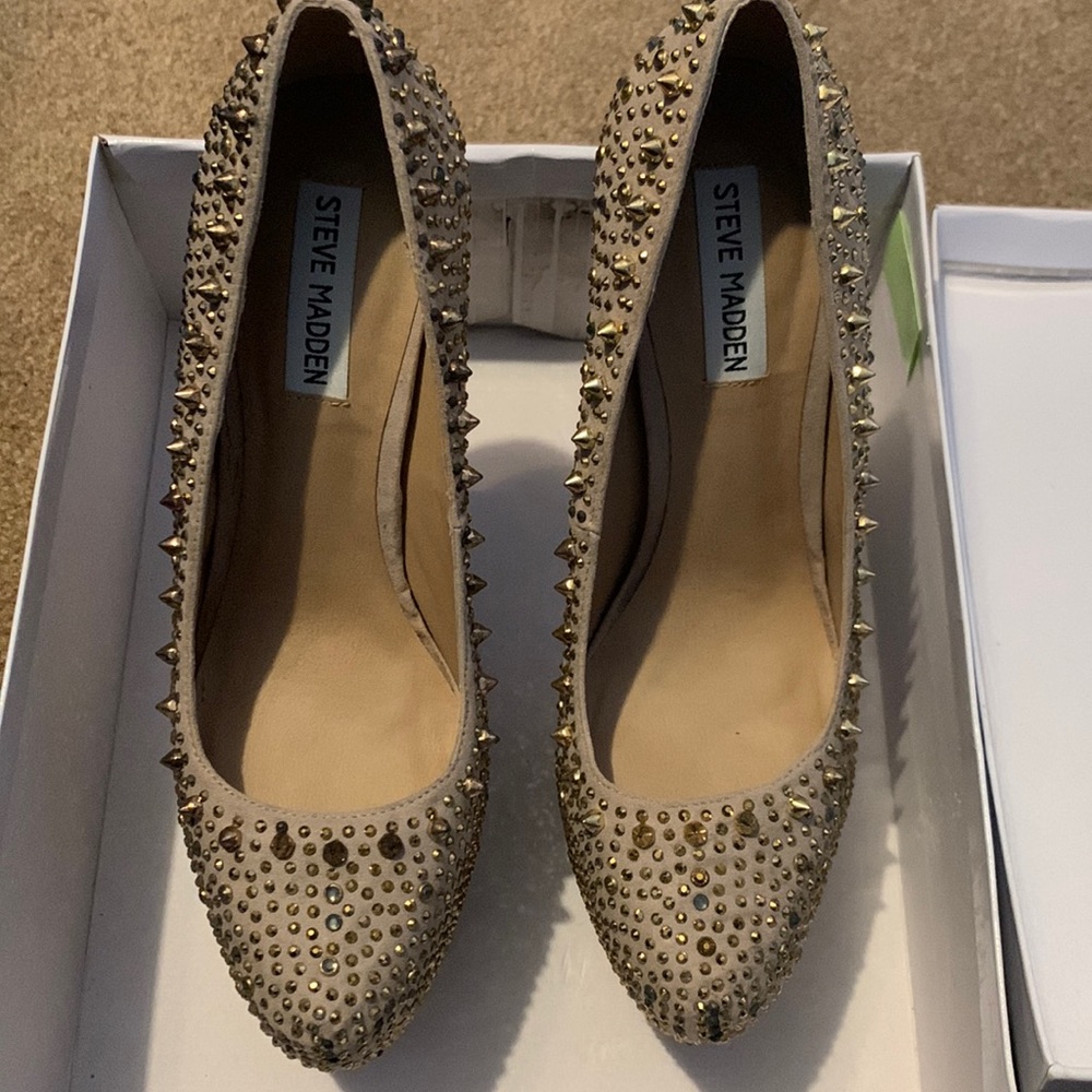 Steve Madden Dipsiee Gold Heels